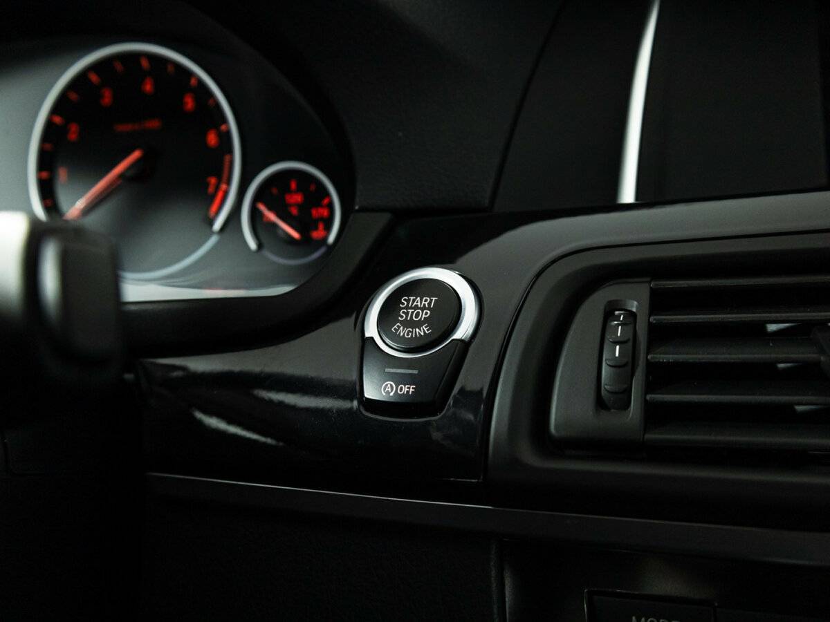 БМВ 5 серии б/у, 2014, Автоматическая. Фото: #18