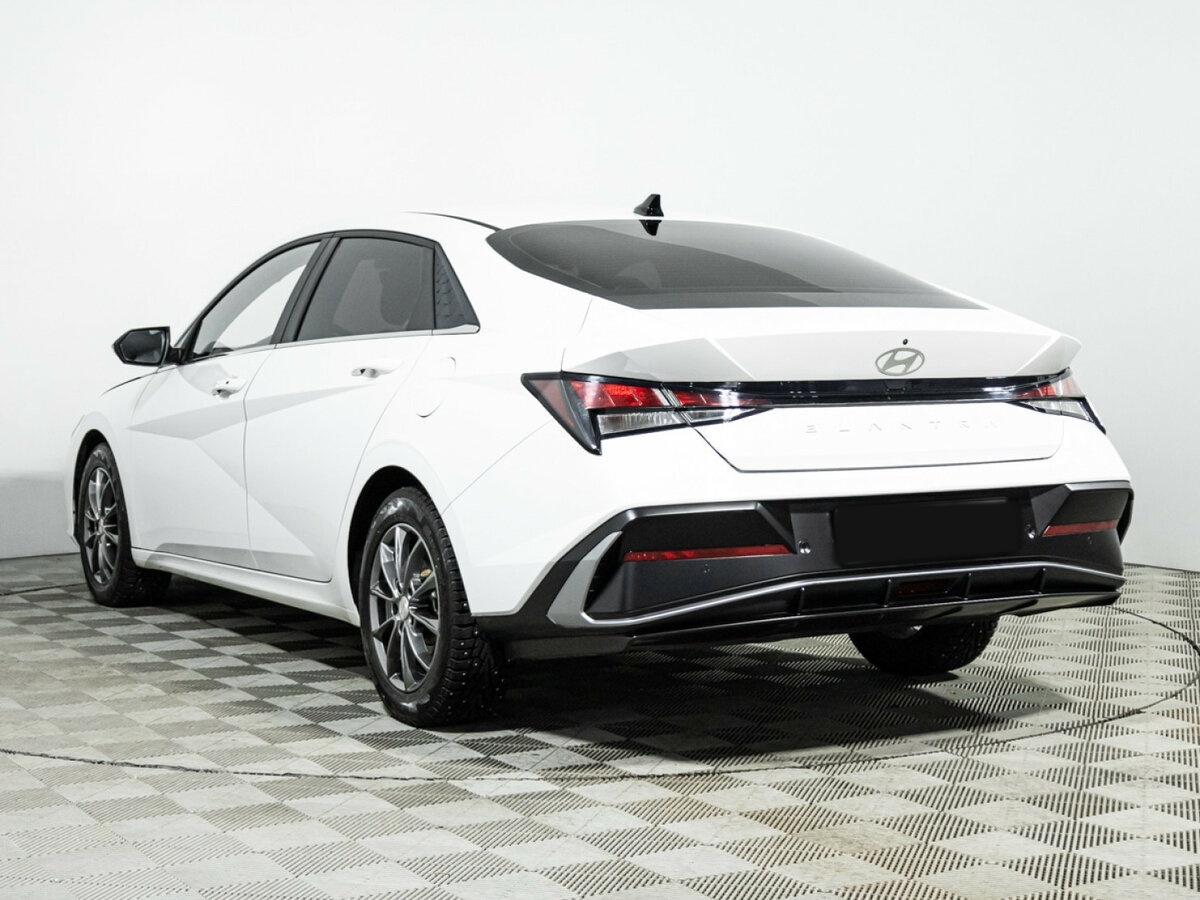 Хендай Елантра б/у, 2023, Вариатор. Фото: #6