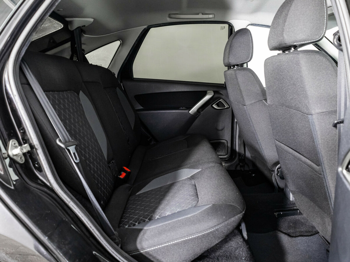 Лада (ВАЗ) Гранта б/у, 2019, Роботизированная. Фото: #13