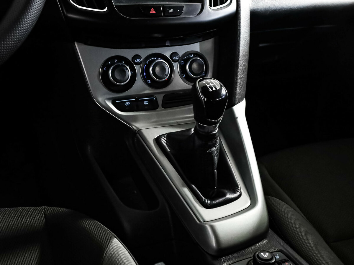 Форд Фокус б/у, 2012, Механическая. Фото: #9