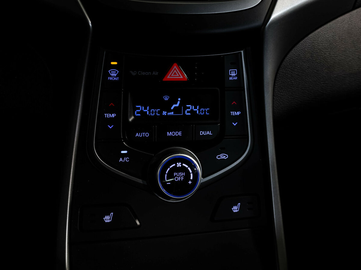 Хендай Елантра б/у, 2015, Механическая. Фото: #11