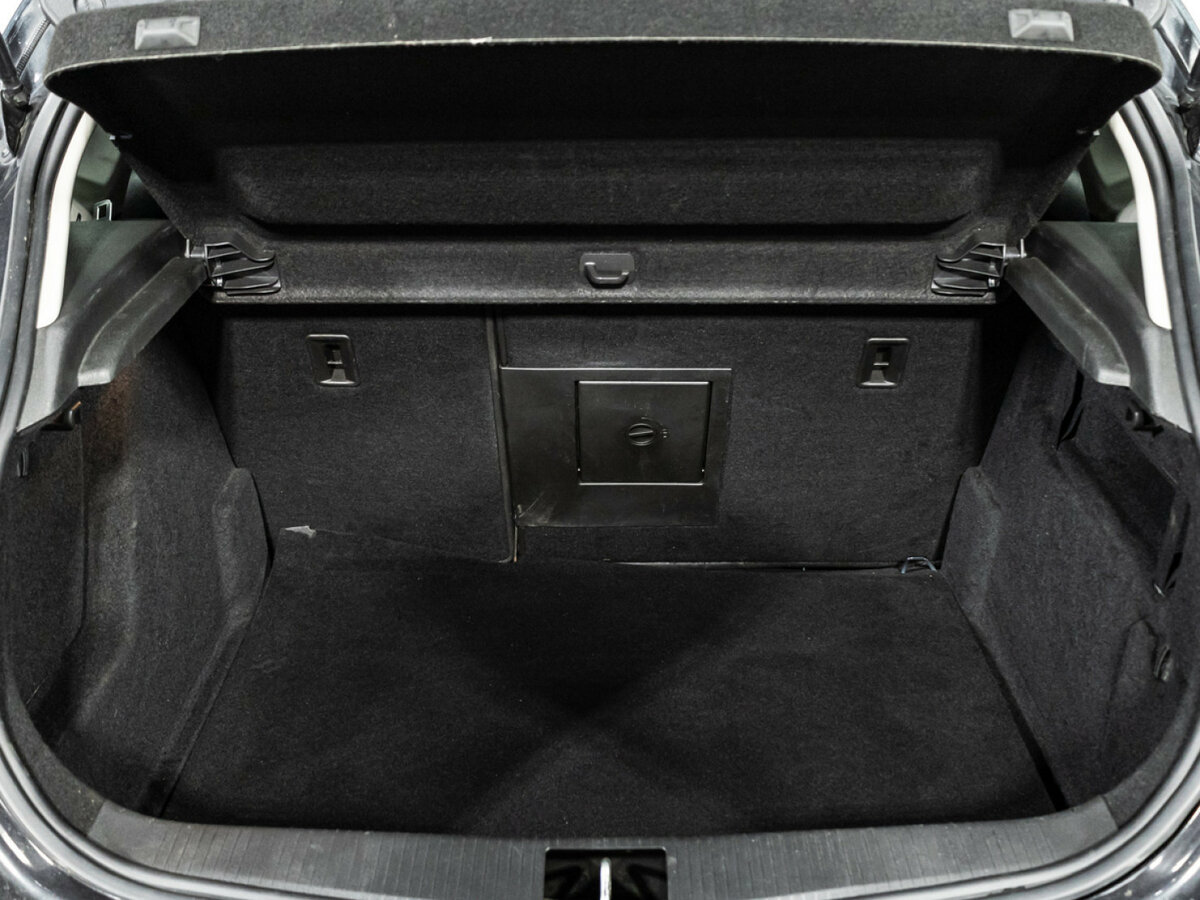 Опель Астра б/у, 2013, Автоматическая. Фото: #1